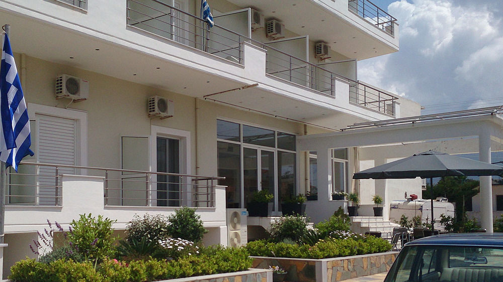 Hotel Porto Marathos Marathopoli Exterior foto